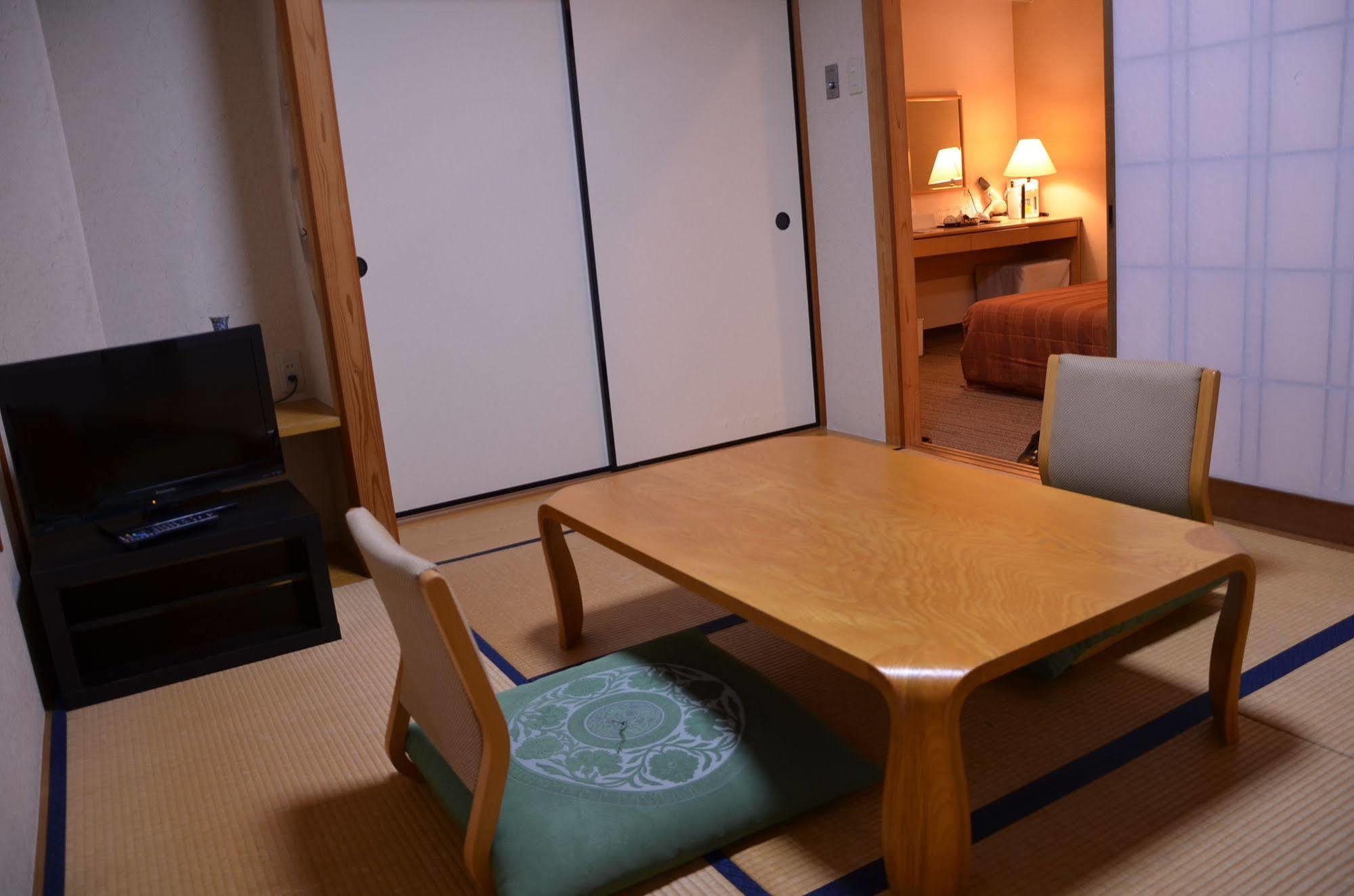 Hikone Biwako Hotel Exterior photo